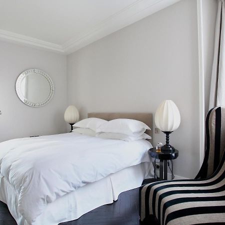 Outstanding 2 Bedrooms With A Terrific Eiffel Tower View باريس المظهر الخارجي الصورة