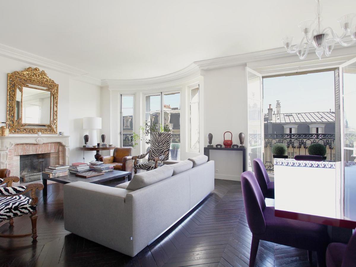 Outstanding 2 Bedrooms With A Terrific Eiffel Tower View باريس المظهر الخارجي الصورة