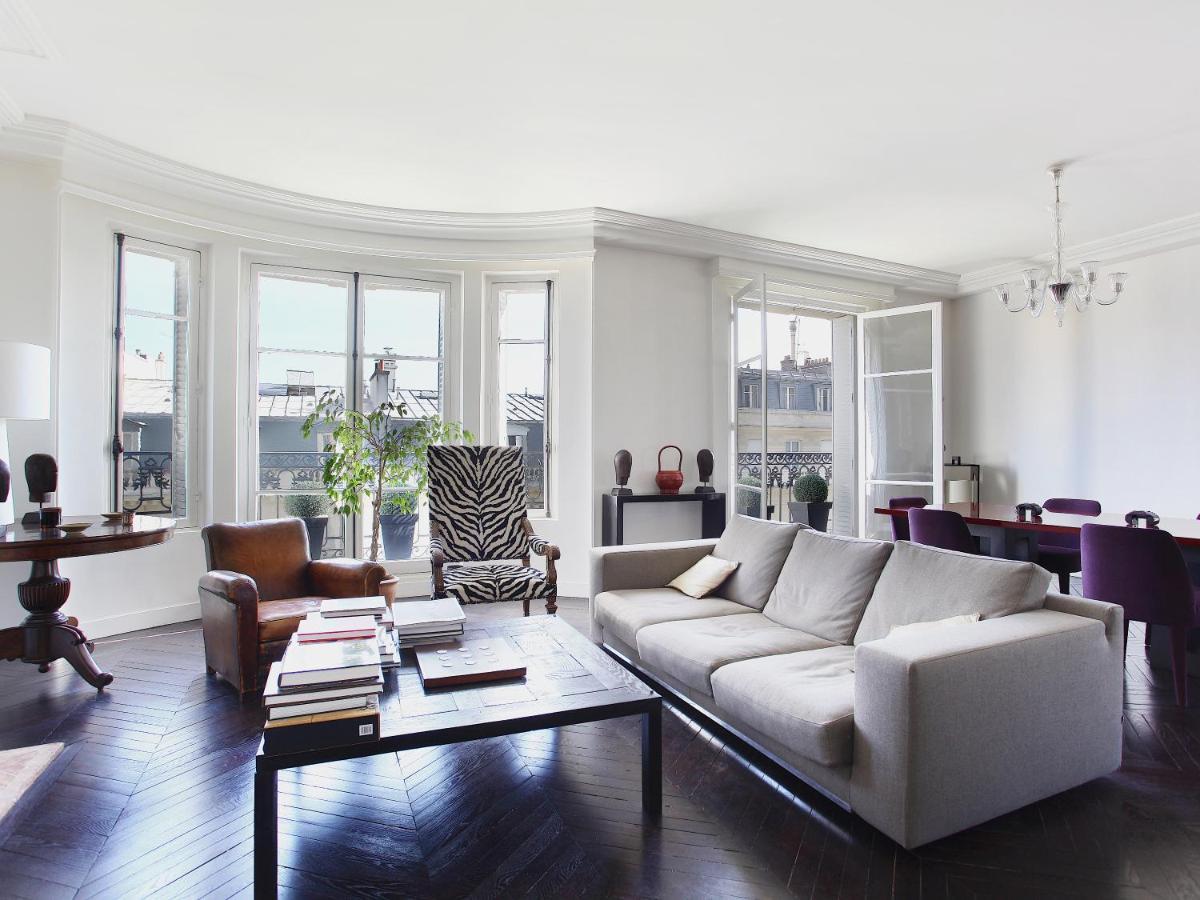 Outstanding 2 Bedrooms With A Terrific Eiffel Tower View باريس المظهر الخارجي الصورة